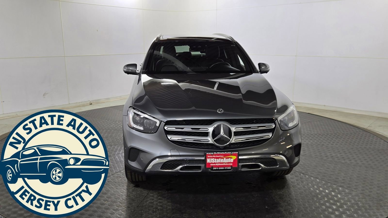 Used 2022 Mercedes-Benz GLC 300 4MATIC image 2