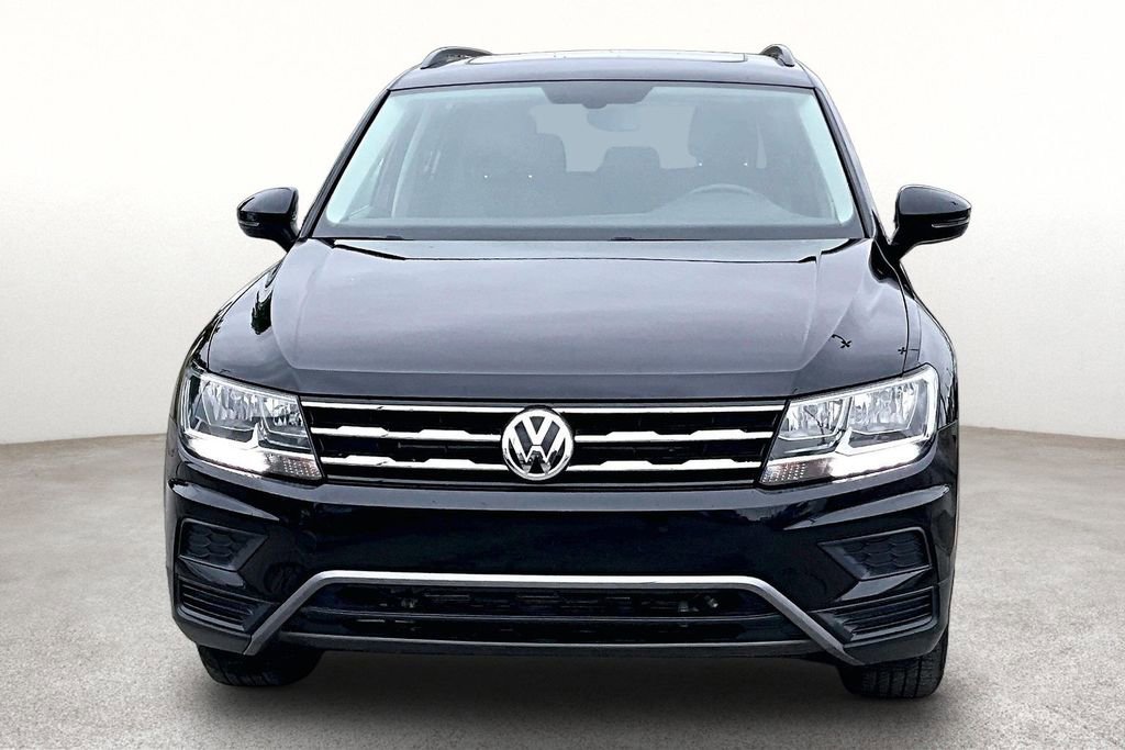 Used 2018 Volkswagen Tiguan SEL AWD/4WD image 5