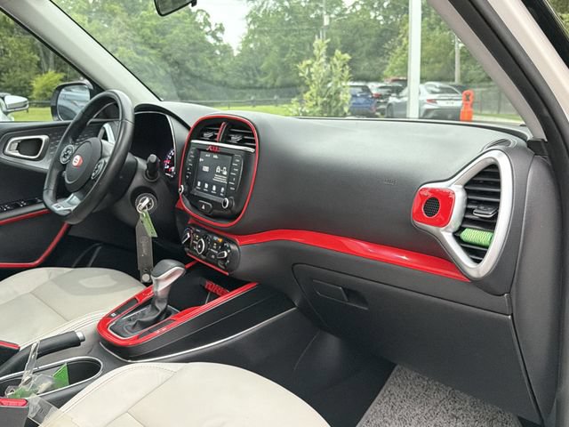 Used 2021 Kia Soul GT-Line FWD image 18