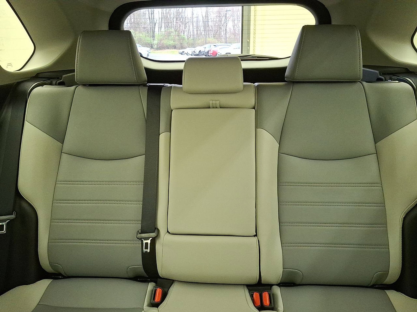 Certified 2022 Toyota RAV4 XLE Premium image 20