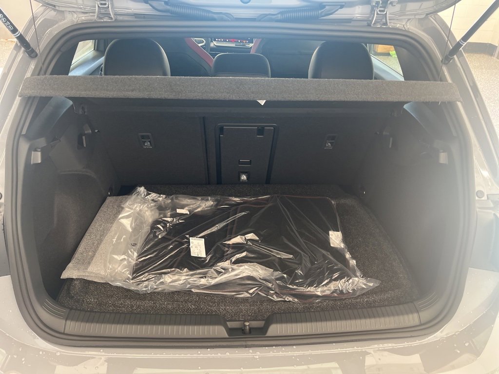 New 2026 Volkswagen GTI SE image 33