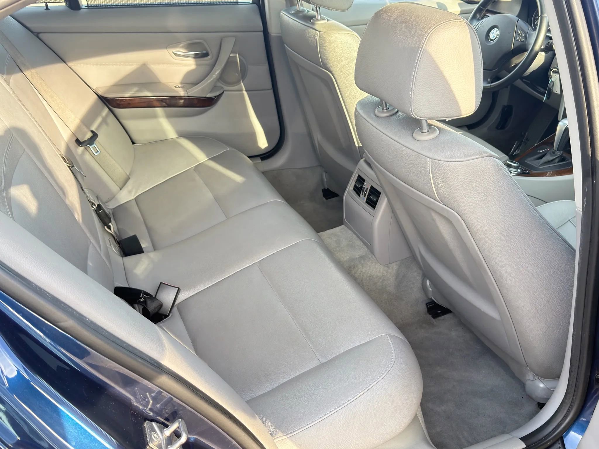 Used 2011 BMW 328i xDrive Sedan image 12