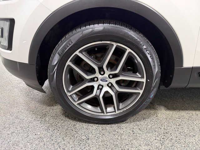 Used 2016 Ford Explorer Sport AWD/4WD image 28