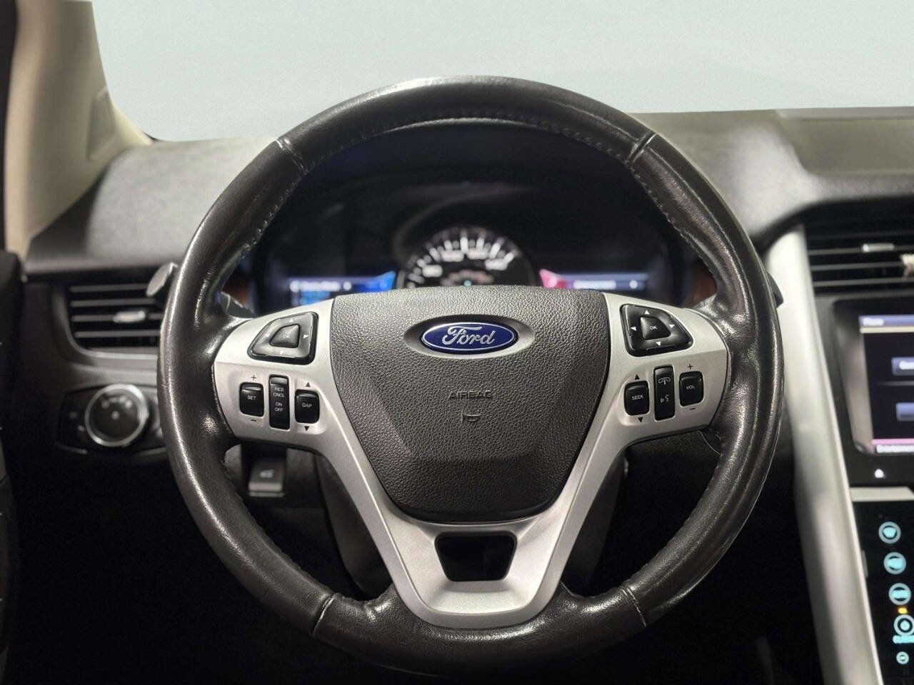 Used 2013 Ford Edge Limited image 31