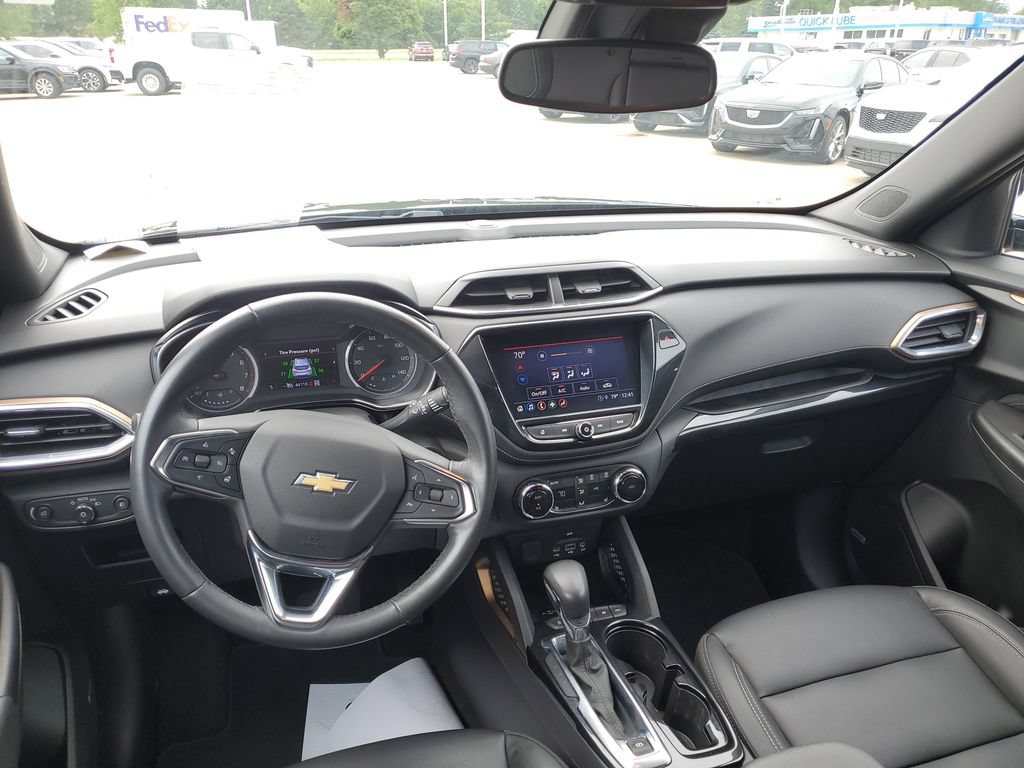 Certified 2022 Chevrolet TrailBlazer ACTIV w/ Technology Package AWD/4WD image 30
