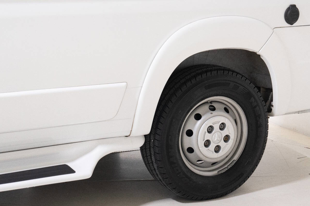 Used 2015 RAM ProMaster 2500 image 49