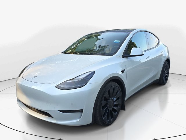 Used 2022 Tesla Model Y Performance AWD/4WD image 10