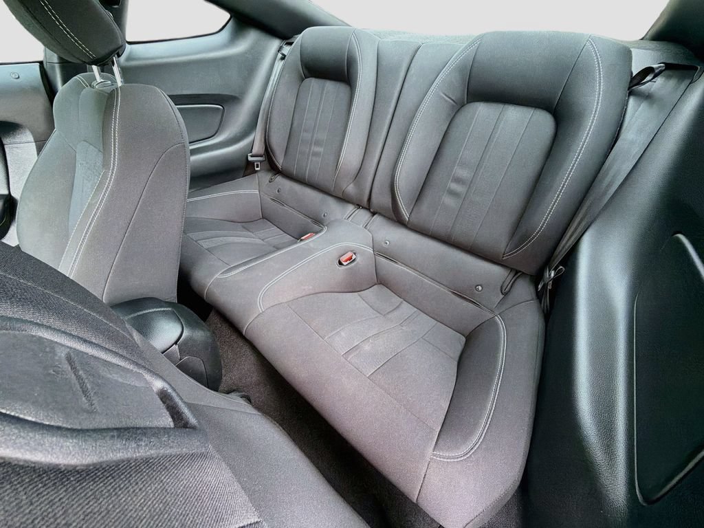 Used 2023 Ford Mustang Coupe RWD image 25