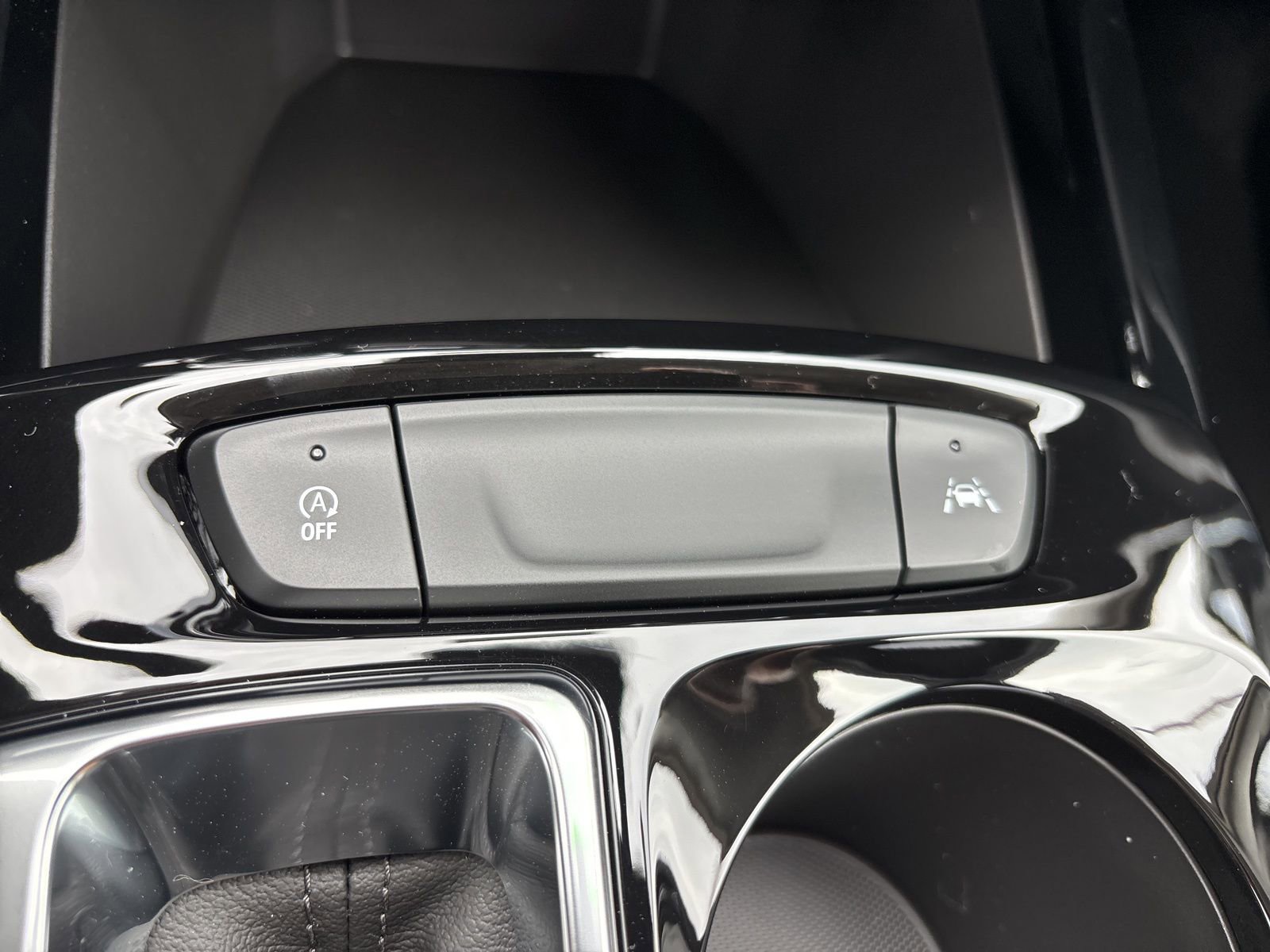 New 2026 Chevrolet Trax LT w/ Driver Confidence Package image 24