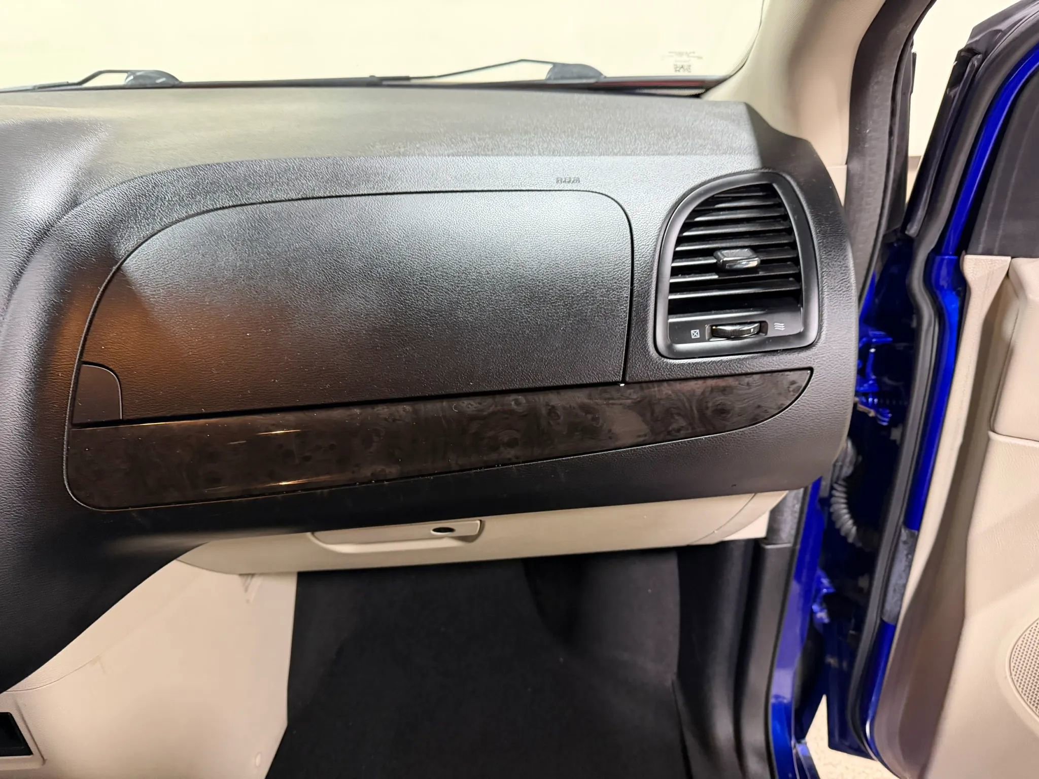Used 2019 Dodge Grand Caravan SE FWD image 30