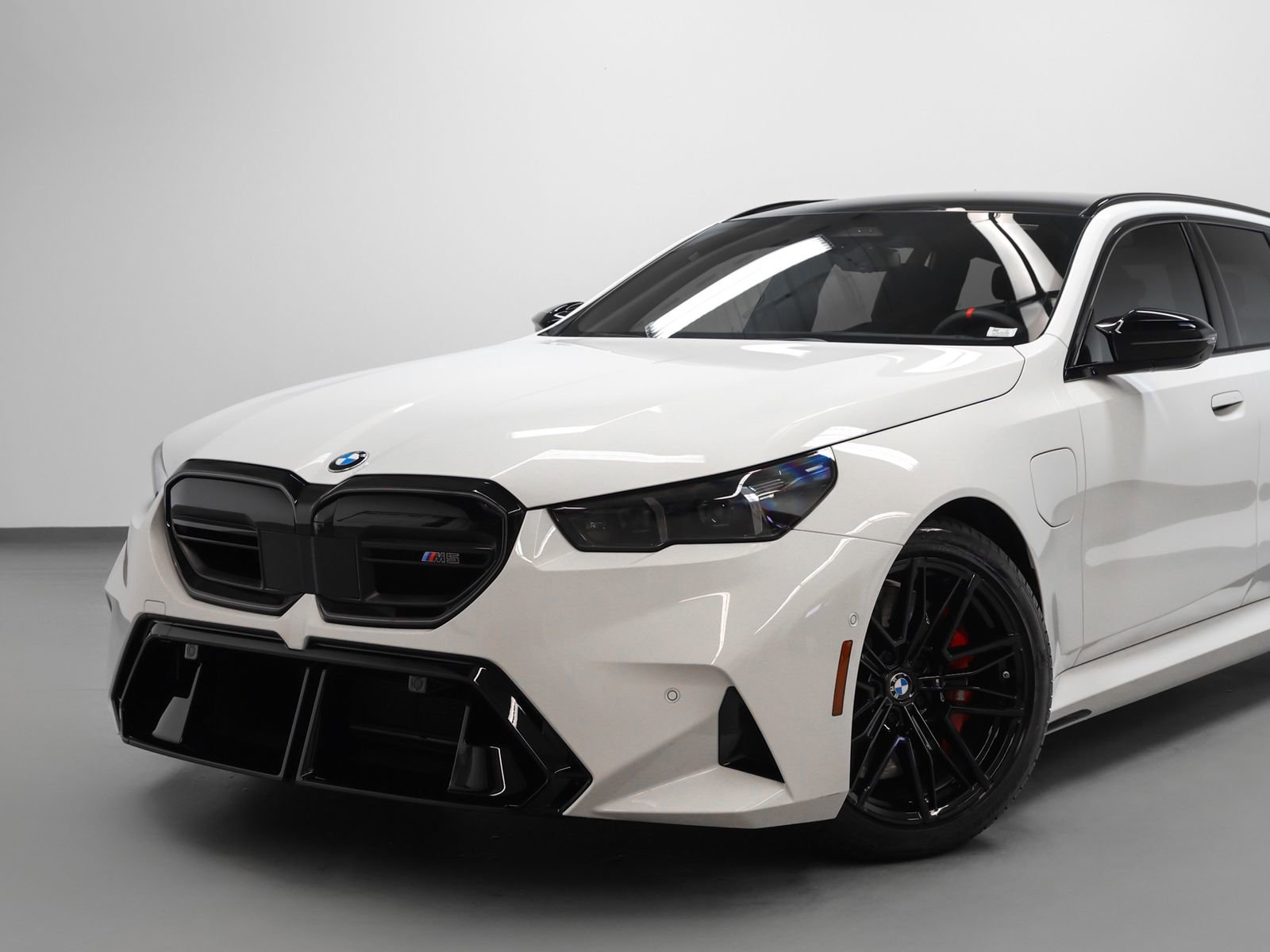 Used 2025 BMW M5 Touring w/ M Driver's Package AWD/4WD image 7