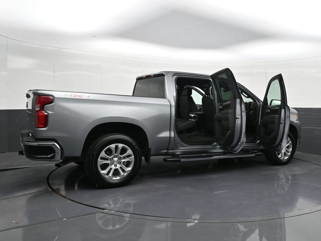 Certified 2025 Chevrolet Silverado 1500 LTZ AWD/4WD image 39