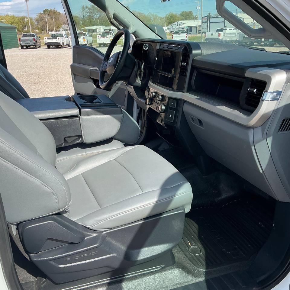 Used 2023 Ford F250 XL RWD image 11