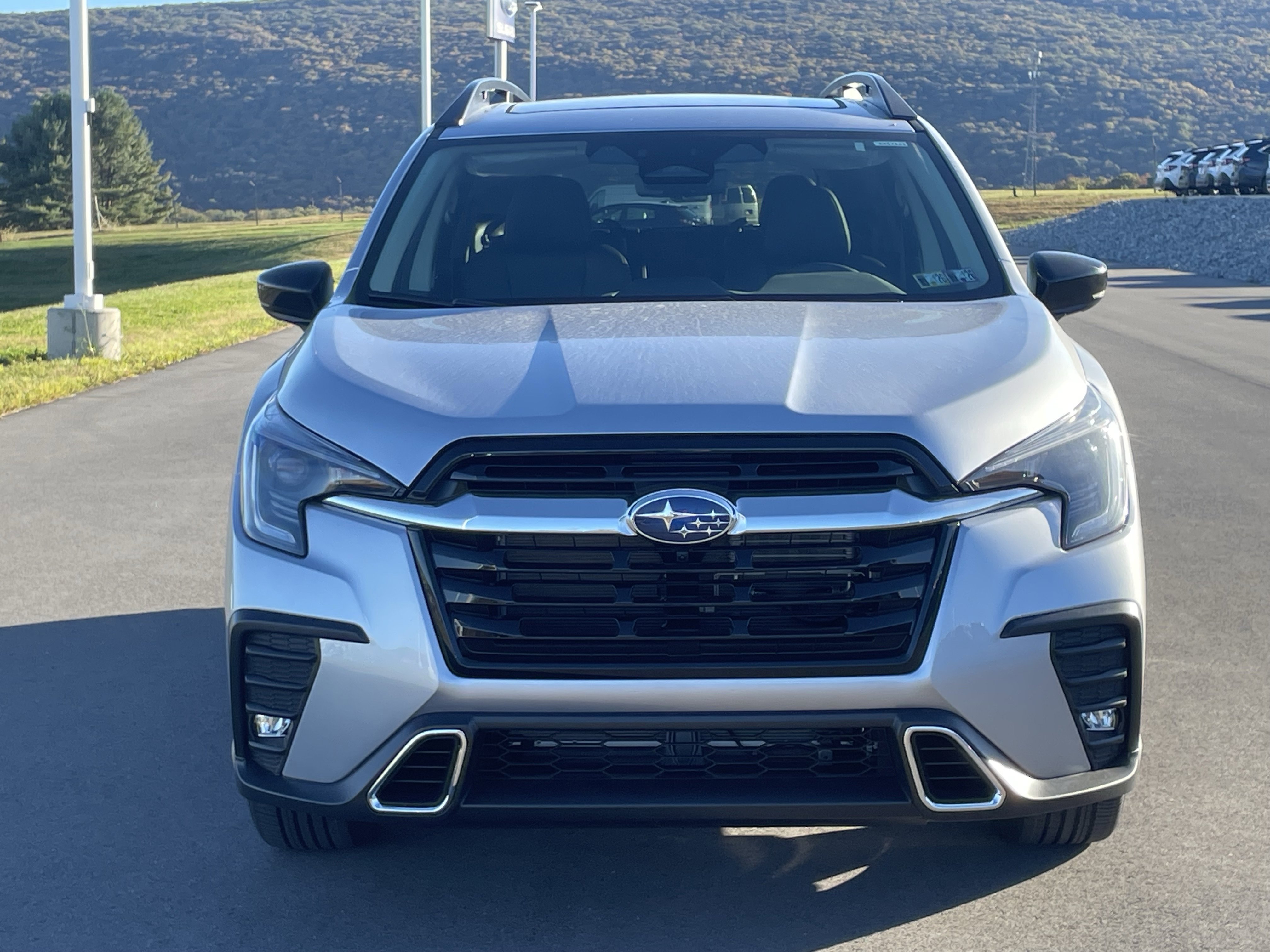 New 2025 Subaru Ascent Touring image 9