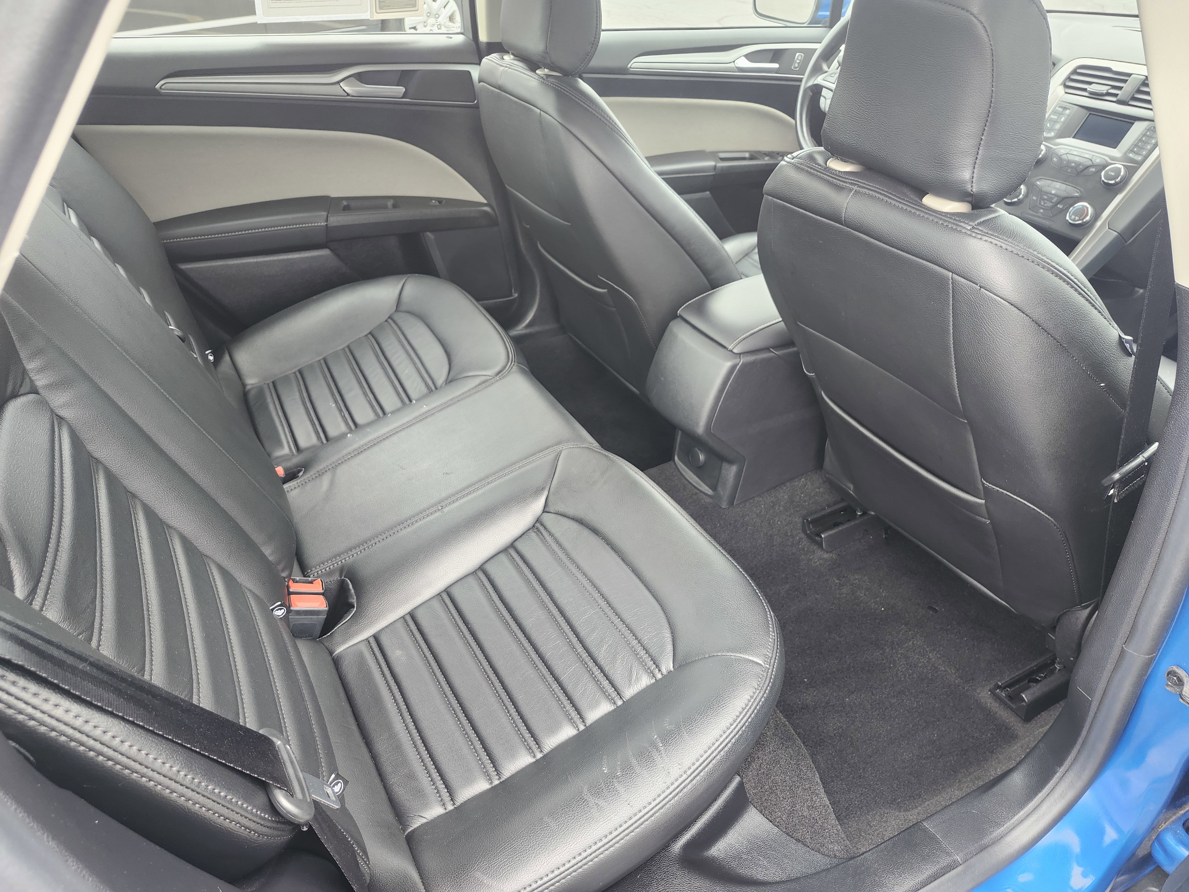 Used 2020 Ford Fusion S image 19