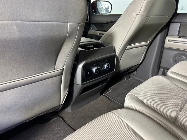 Used 2021 Ford Expedition XLT AWD/4WD image 26