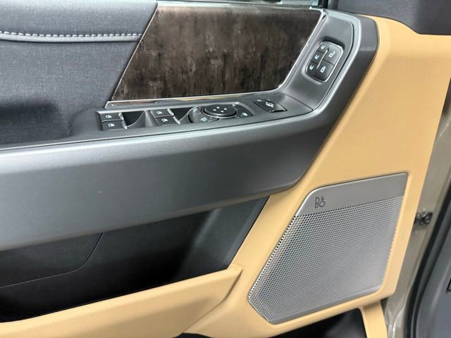 New 2026 Ford F250 4x4 Crew Cab Super Duty image 14