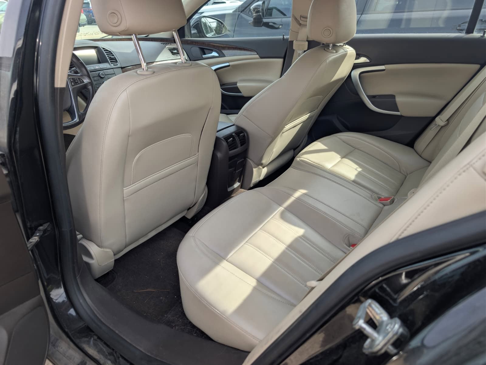 Used 2013 Buick Regal Premium image 29