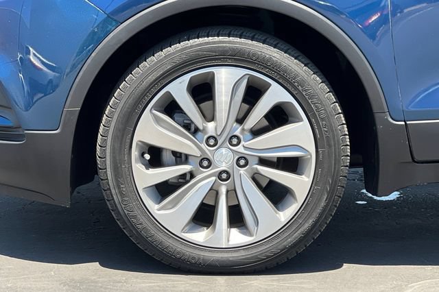 Used 2020 Buick Encore Preferred w/ Safety Package FWD image 35