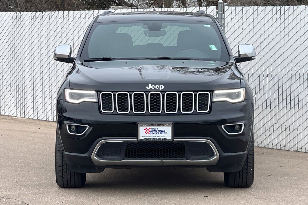 Used 2022 Jeep Grand Cherokee Limited w/ Trailer Tow Group IV image 6