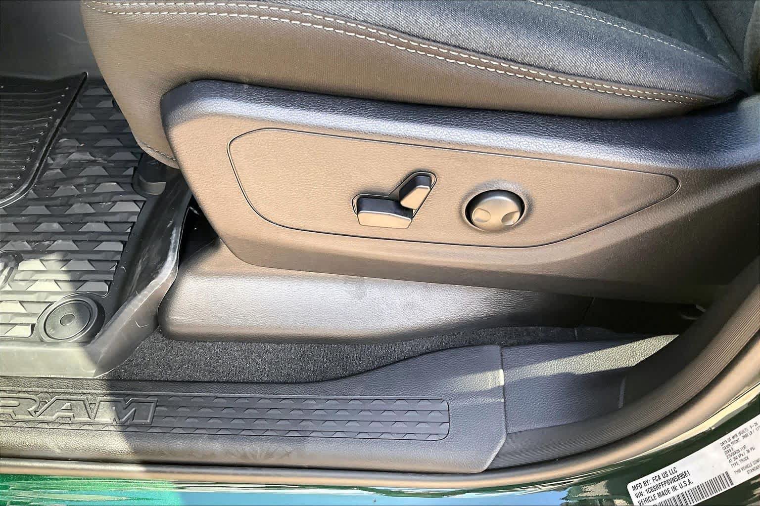 New 2027 RAM 1500 Big Horn AWD/4WD image 17