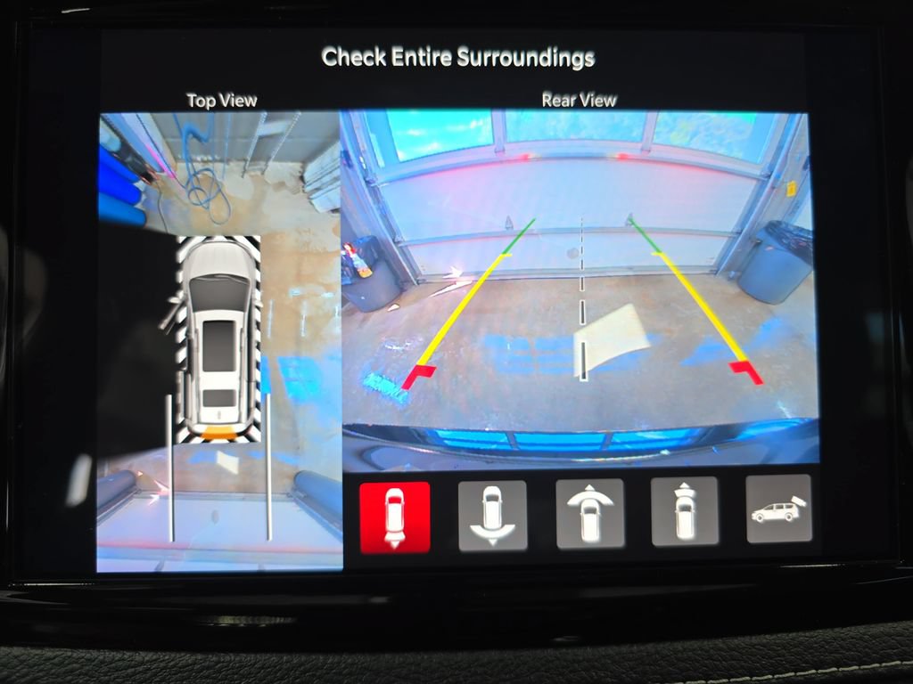 New 2027 Chrysler Pacifica Limited FWD image 24