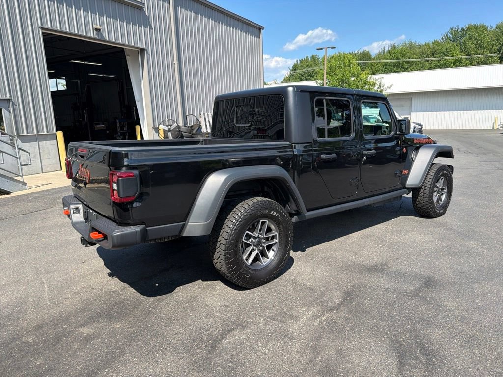 Used 2026 Jeep Gladiator Mojave AWD/4WD image 3
