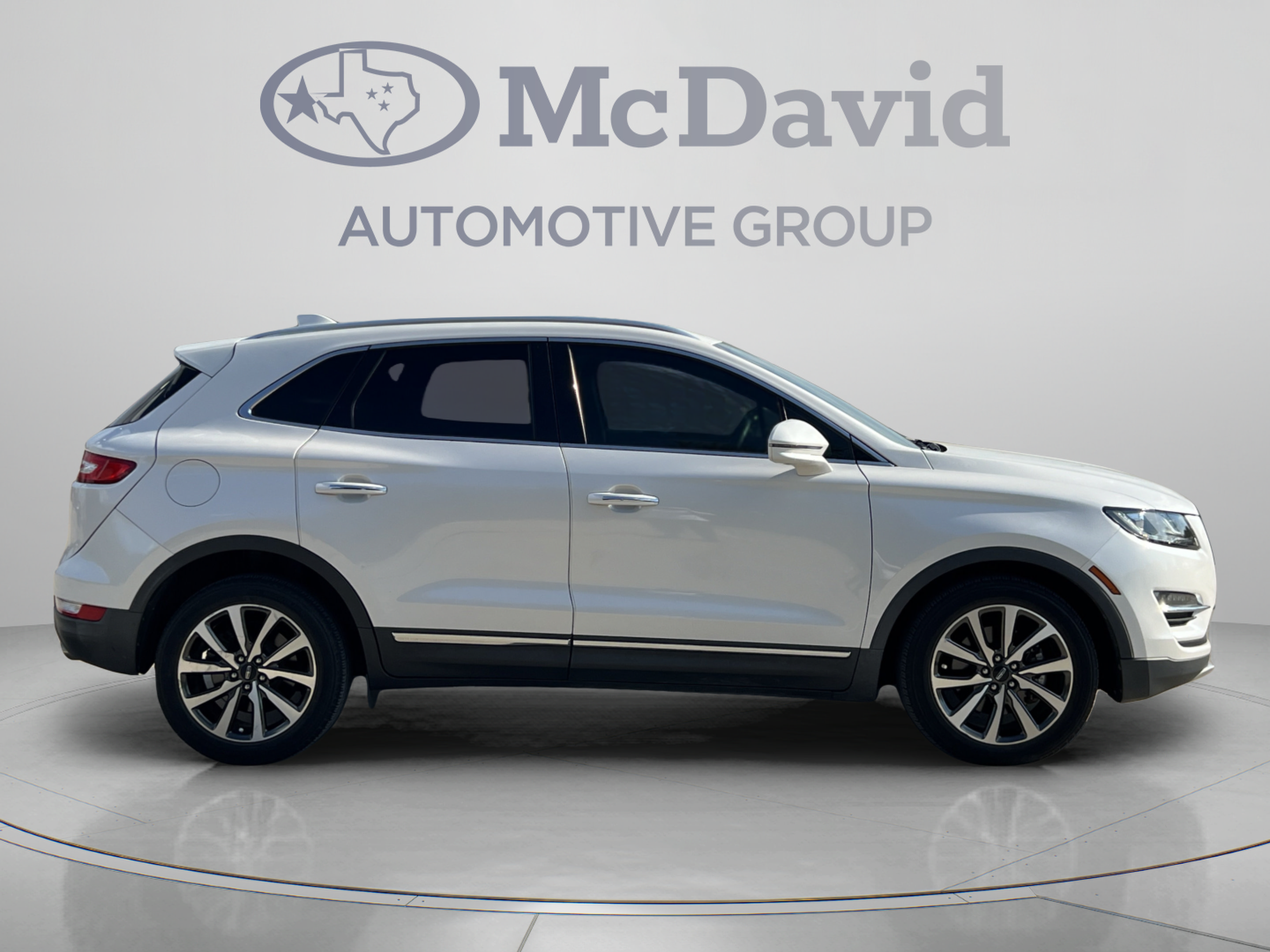 Used 2019 Lincoln MKC Reserve w/ MKC Climate Package FWD image 8