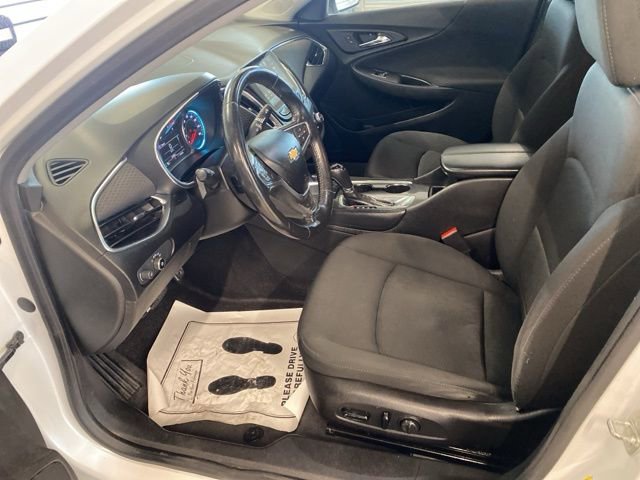 Used 2016 Chevrolet Malibu LT image 26