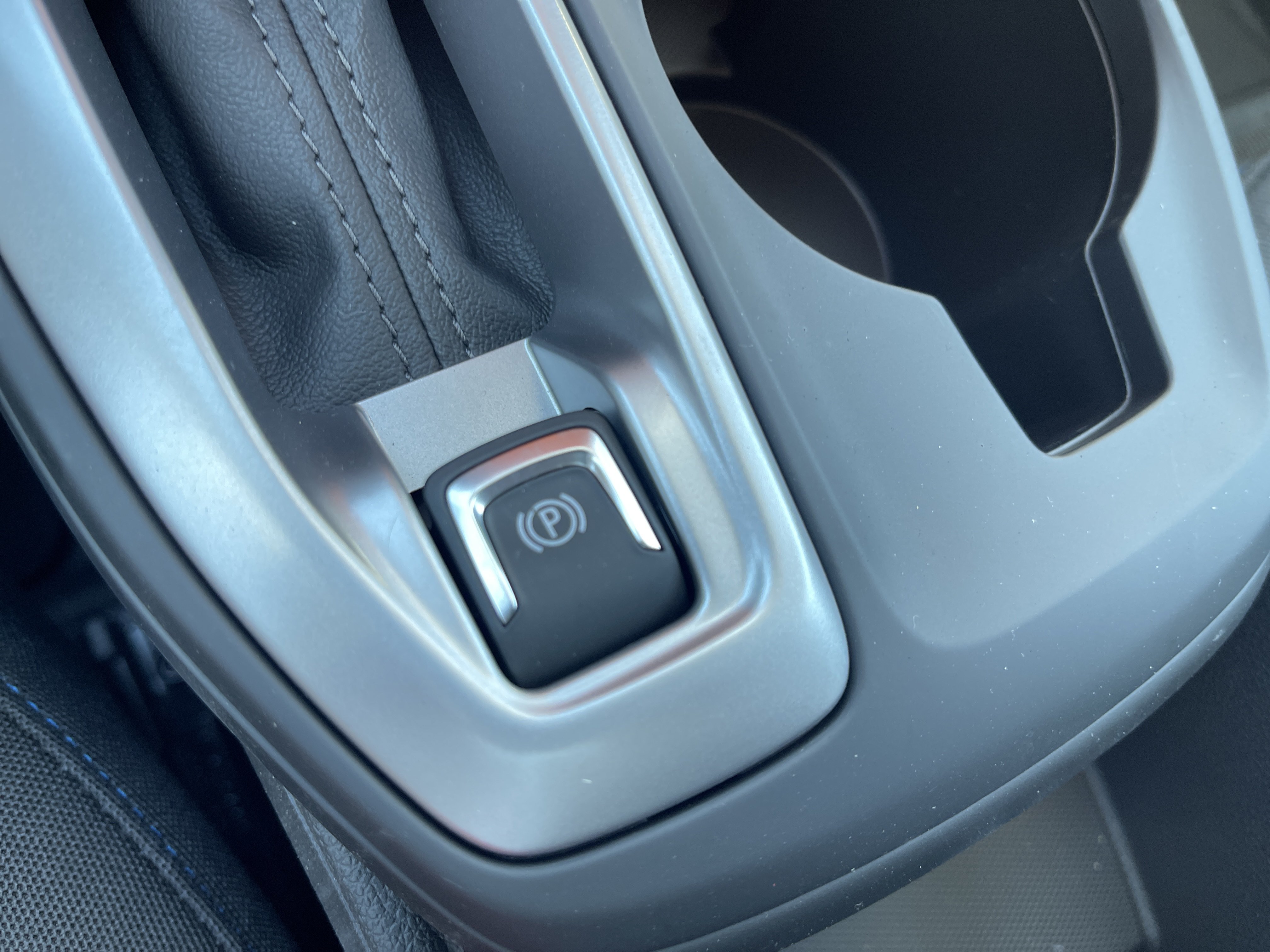 New 2026 Chevrolet Trax LS w/ LS Convenience Package FWD image 26