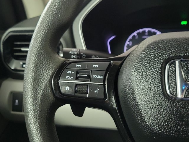 Used 2023 Honda Pilot LX image 27