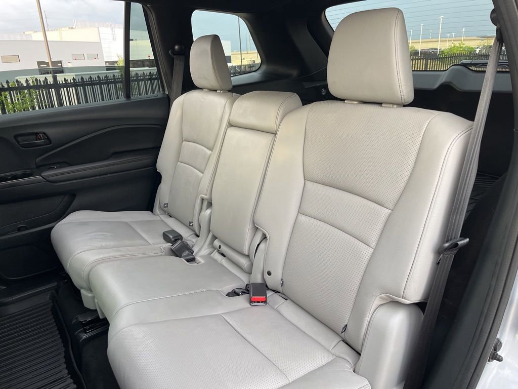 Certified 2023 Honda Passport EX-L image 27