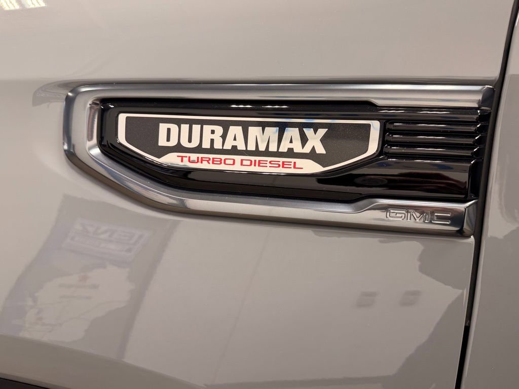 Used 2025 GMC Sierra 1500 AT4 w/ AT4 Premium Package AWD/4WD image 24