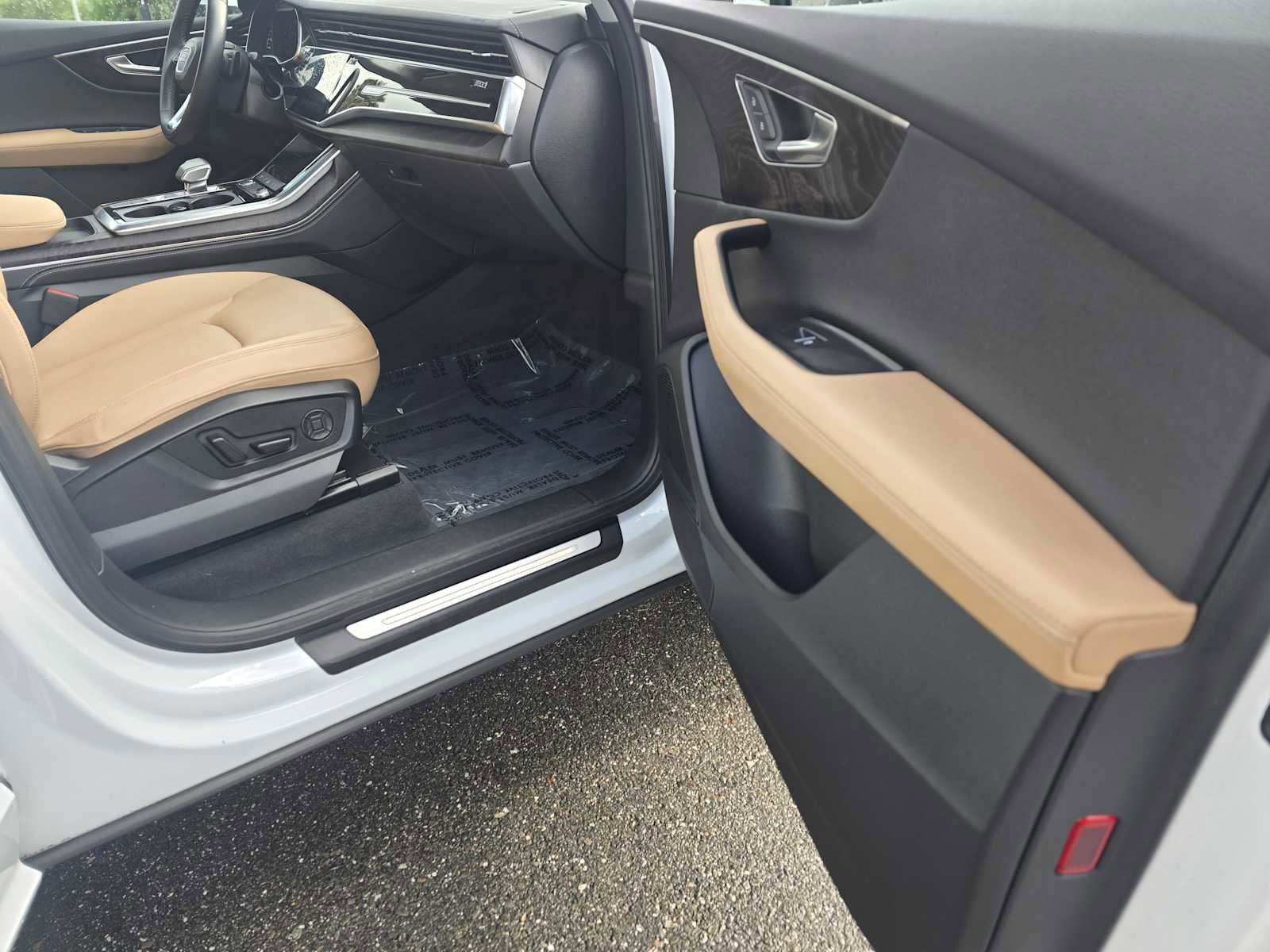 Used 2025 Audi Q7 2.0T Premium Plus image 10