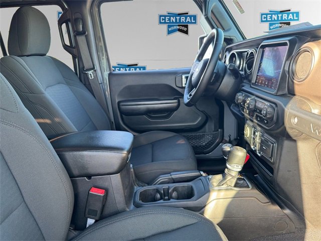 Used 2021 Jeep Wrangler Unlimited Sport image 16