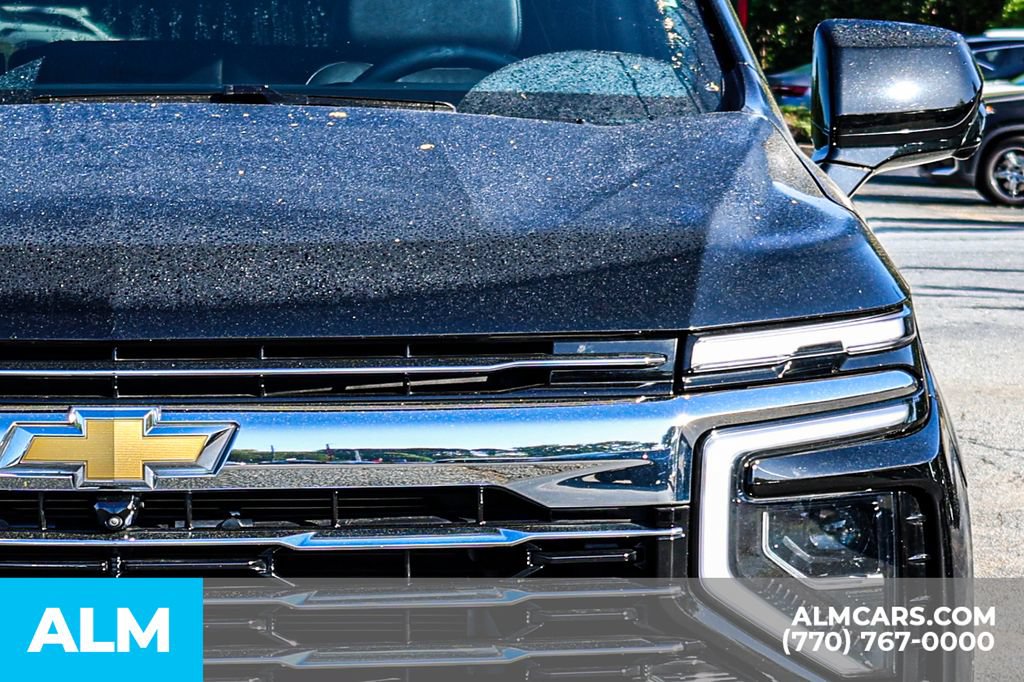 Used 2025 Chevrolet Tahoe LT AWD/4WD image 14