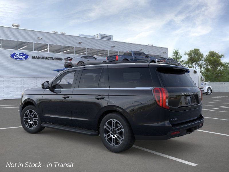 New 2026 Ford Expedition Active image 4