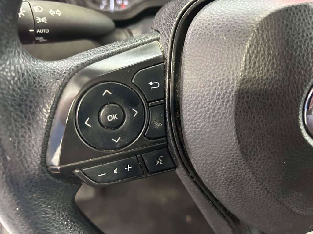 Used 2023 Toyota Corolla LE FWD image 19