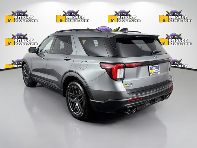 Used 2025 Ford Explorer ST AWD/4WD image 7
