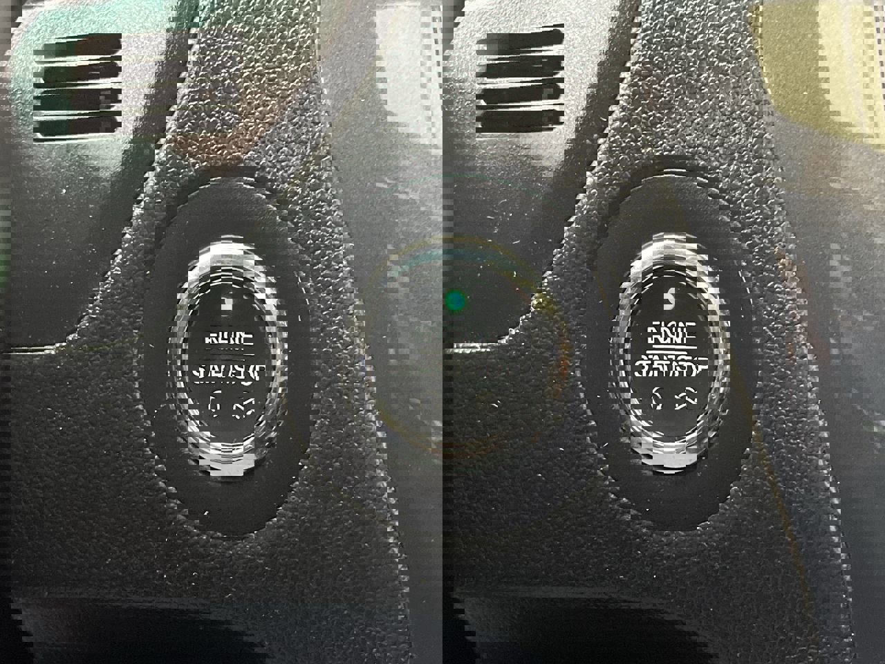 Used 2016 Ford Explorer Limited AWD/4WD image 25