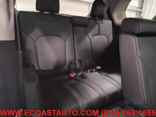 Used 2025 Honda Pilot Touring image 16