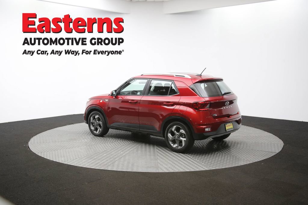 Used 2024 Hyundai Venue SEL image 63