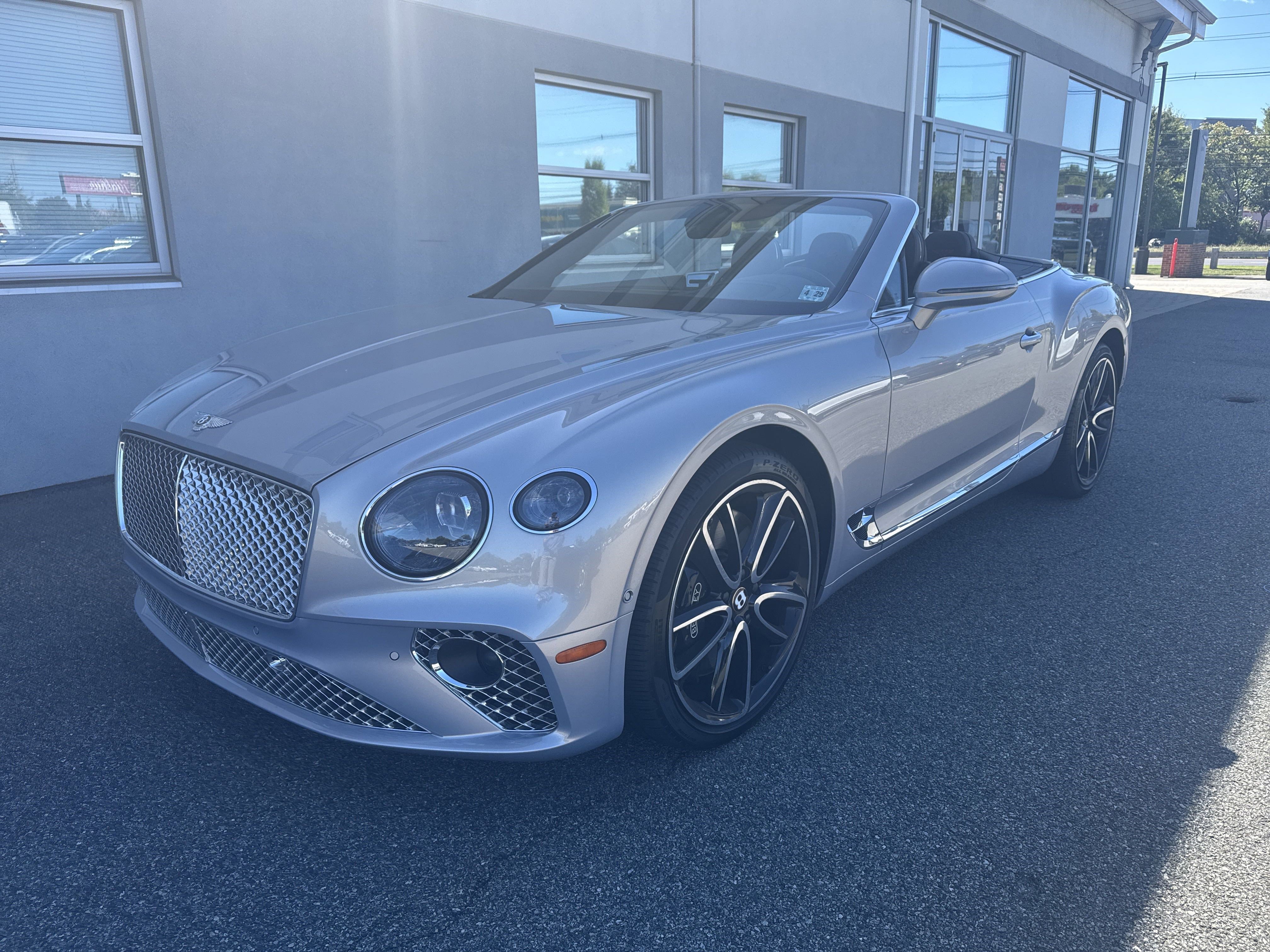 Used 2020 Bentley Continental GT image 32