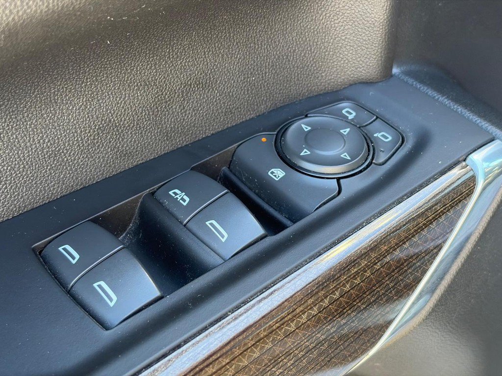 Used 2022 Chevrolet Silverado 1500 LT AWD/4WD image 21