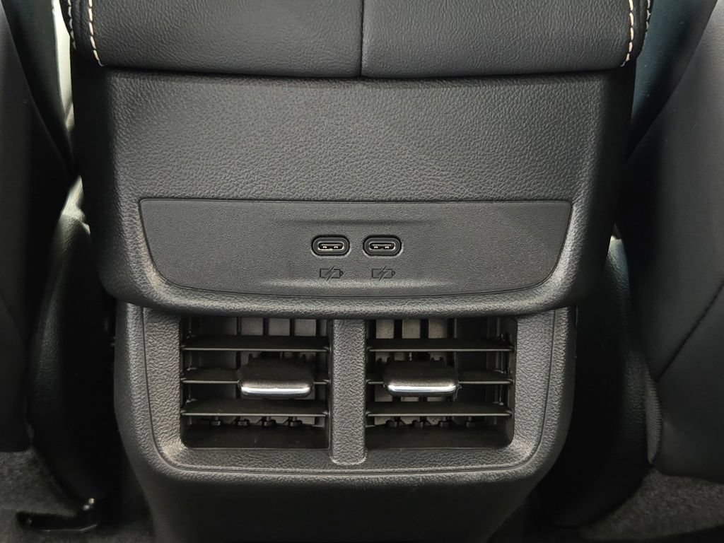 New 2027 GMC Terrain Elevation w/ Elevation Premium Package AWD/4WD image 28
