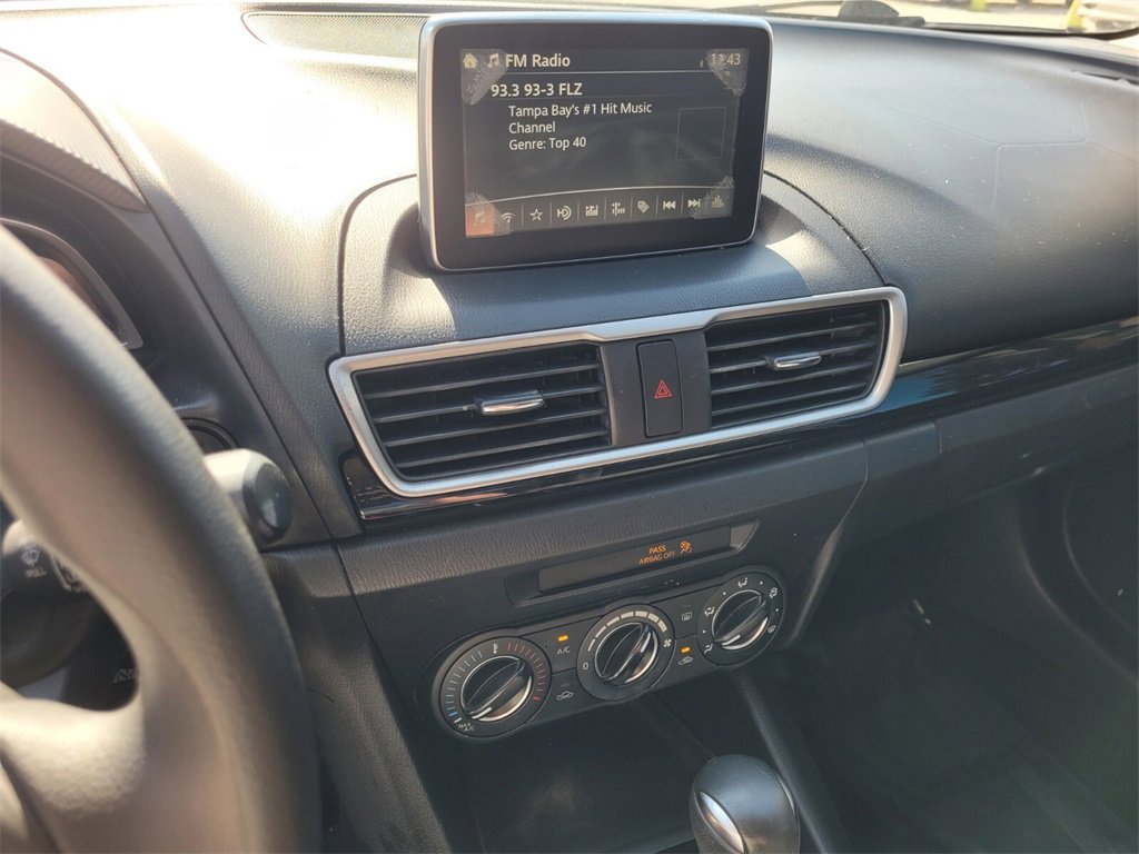 Used 2016 MAZDA MAZDA3 i Sport w/ Preferred Equipment Package image 21