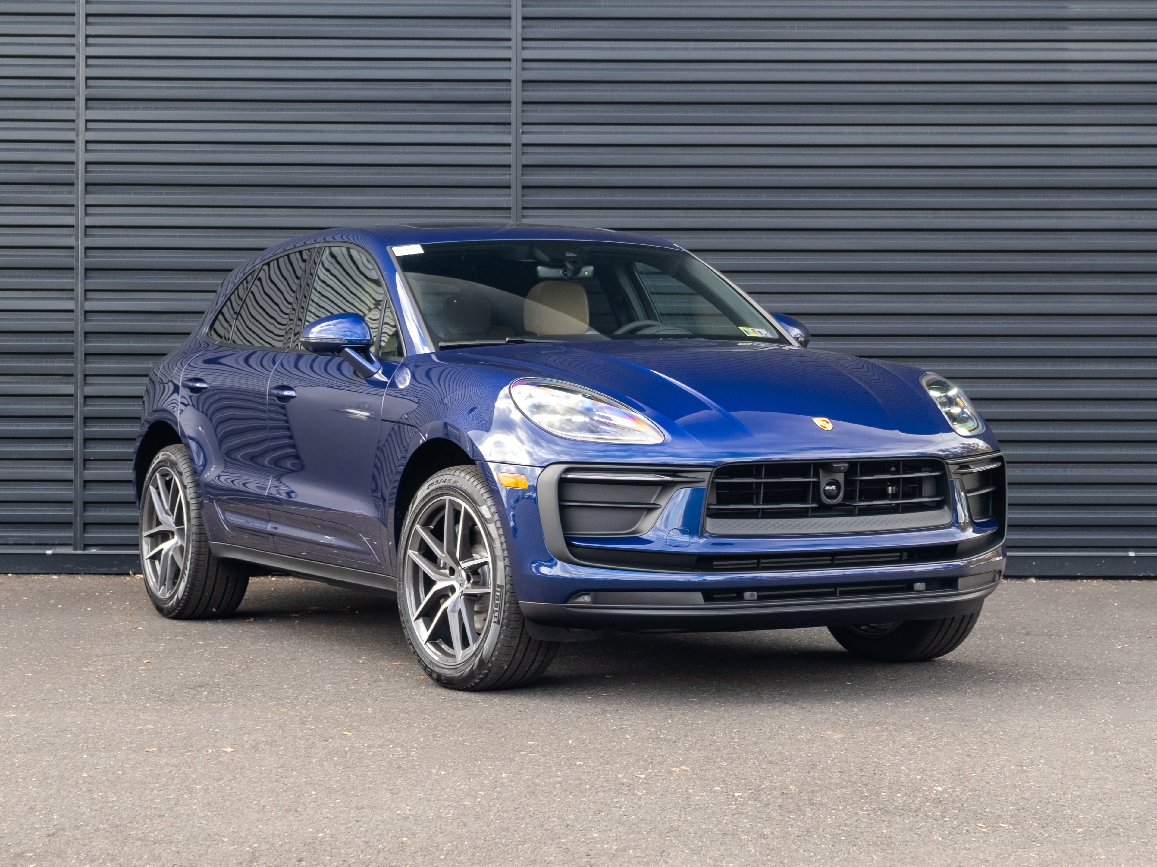 Certified 2026 Porsche Macan image 10