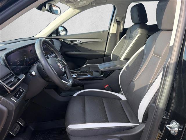 Used 2025 Buick Envision Sport Touring AWD/4WD image 10