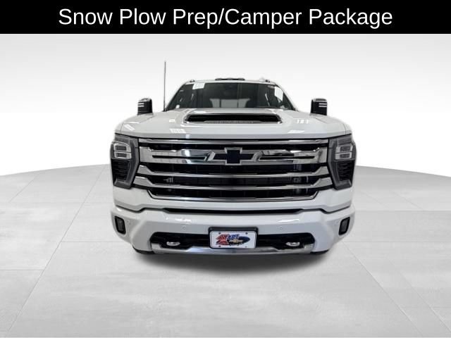 Certified 2024 Chevrolet Silverado 3500 High Country w/ High Country Premium Package AWD/4WD image 9