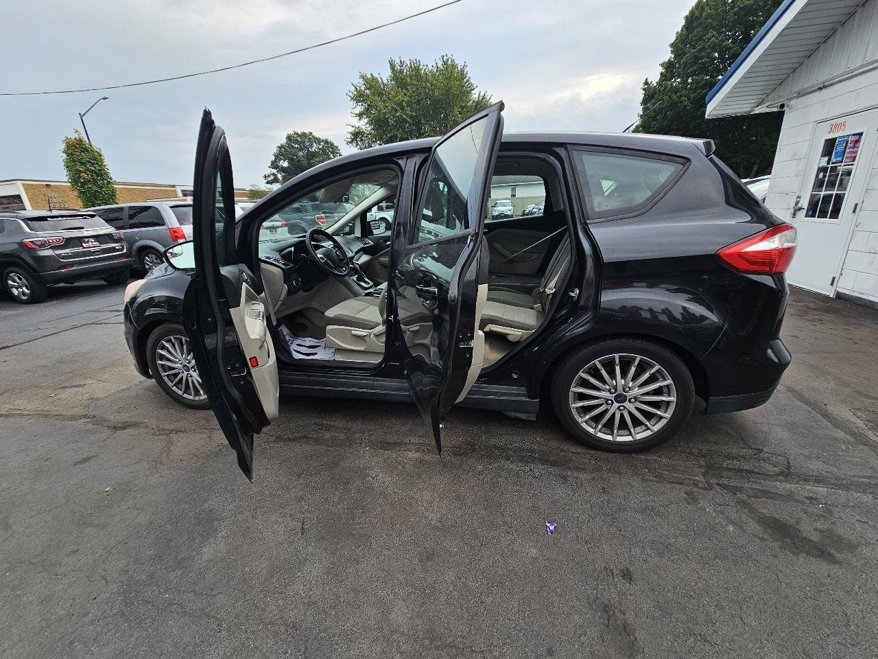 Used 2014 Ford C-MAX SE FWD image 23